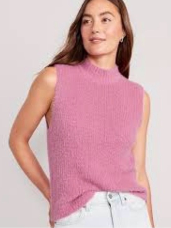 Old Navy Sweaters - Old Navy Eyelash Fuzzy Ribbed Crewneck Sweater Vest in Rose Pink